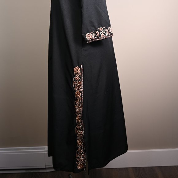 Black caftan style long dress with brown and golden beige embroidery Size M/L - Picture 4 of 6